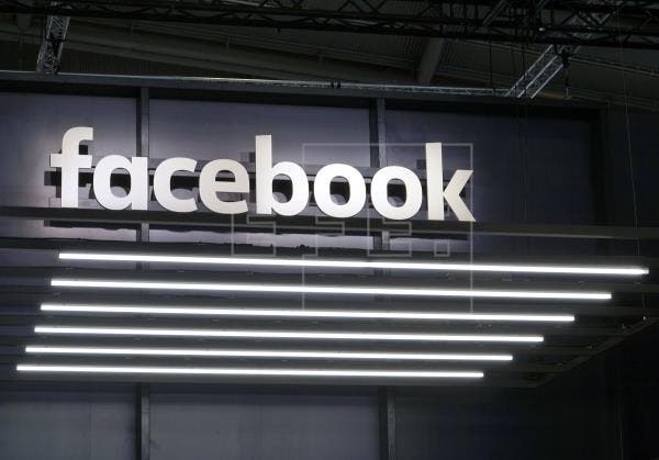 Facebook descarta ataque y achaca apagón del lunes a error técnico