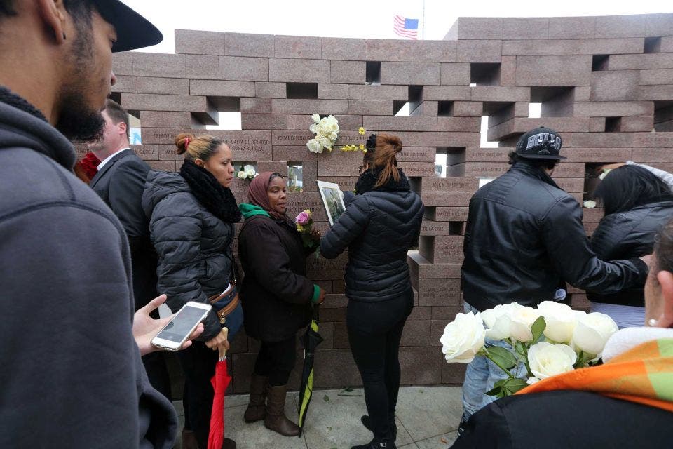Dominicanos conmemoran la tragedia aérea de 2001 que dejó 260 muertos en EEUU