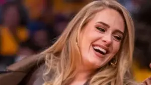 Adele triunfa con el mejor álbum del año en los Brit