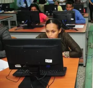 Las evaluaciones  docentes inician hoy con tutorial