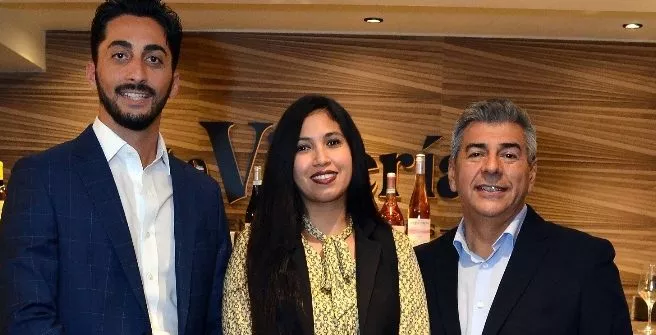 Giuseppe Salerno, Luisana Flores y Leo Corredor.