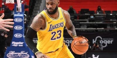 Lesiones lastiman profundamente la nómina de los Lakers
