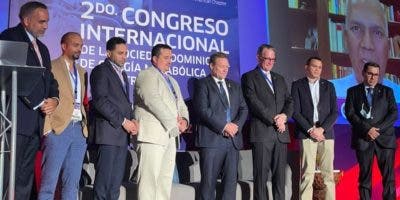 Sociedad Dominicana de Cirugía Metabólica y Bariátrica en  congreso