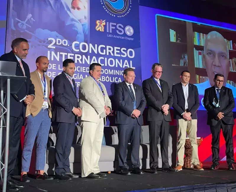 Sociedad Dominicana de Cirugía Metabólica y Bariátrica en  congreso