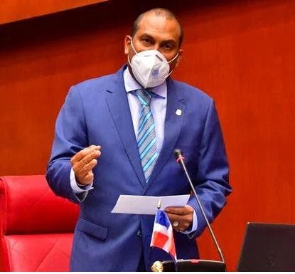 Senador de Dajabón: «Mientras más guardias más haitianos cruzan frontera»