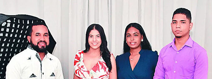 Héctor Paniagua, Vanessa Gómez Cos, Marlene González y Maikol Valentino.