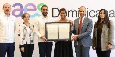 AES Dominicana certifica empresas por sus aportes a la sostenibilidad