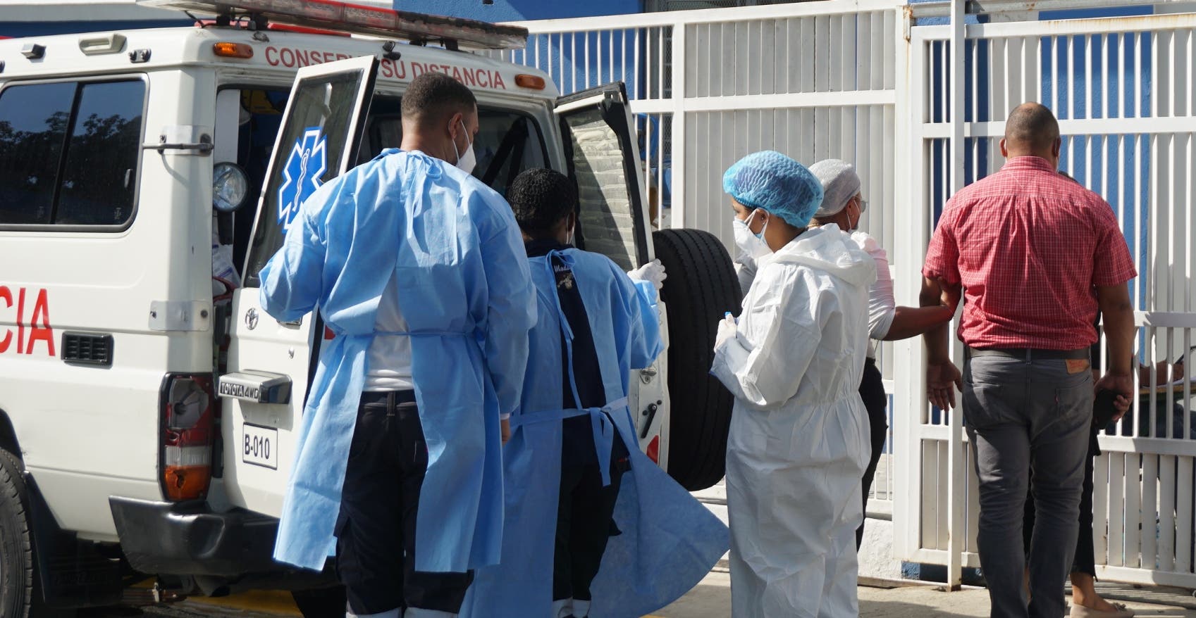 Salud Pública reporta 4 muertes y   372 nuevos casos de Covid-19