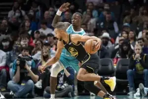 106-102. La defensa de Hornets y Rozier cortan racha ganadora de Warriors