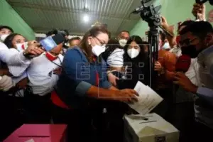 Diáspora hondureña en EEUU califica de «farsa» el voto en el extranjero