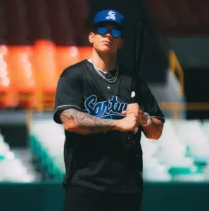 Daddy Yankee, copropietario del equipo de beisbol de Cangrejeros de Puerto Rico