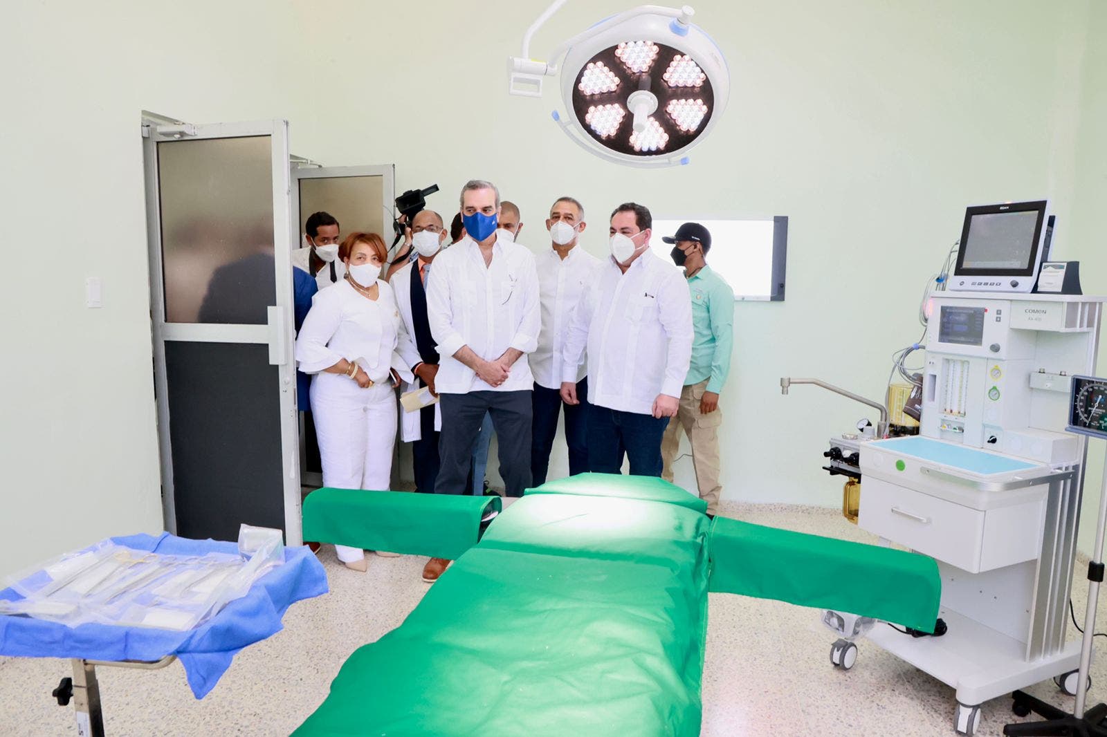 Presidente Abinader deja en funcionamiento Hospital Municipal de Galván