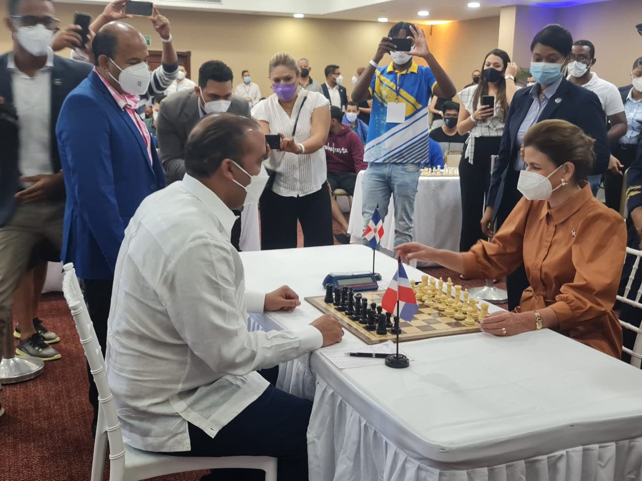 Vice Raquel Peña deja abierto torneo ajedrez