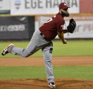 Gigantes pintan de cero a las Estrellas; Richelson Peña luce formidable en el box