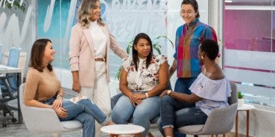 Teleperformance Dominicana reconocida como mejor lugar para trabajar mujeres