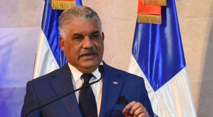 Miguel Vargas y excancilleres de la región piden OEA convoque Asamblea Extraordinaria ante fraude en Nicaragua