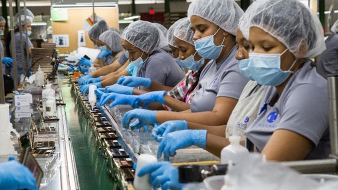 Empresas exportadoras dirigidas por mujeres crecieron 7% en pandemia, según estudio