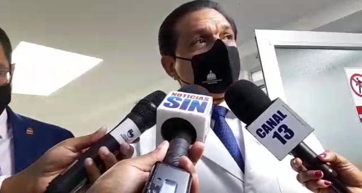 Ministro de salud lamenta incidente con CMD durante marcha al Palacio