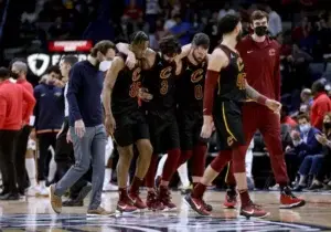 Ricky Rubio sufre una rotura del ligamento cruzado de la rodilla izquierda