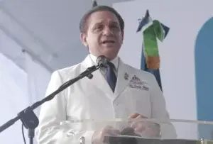 Ministro Salud no descarta una quinta ola  Covid