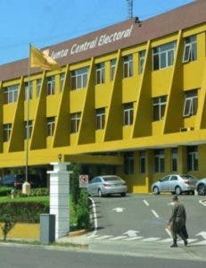 Escuela de JCE será universidad