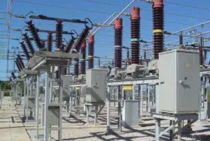 Objetos y sobrecarga afectan redes eléctricas