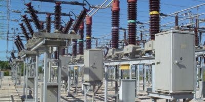 Objetos y sobrecarga afectan redes eléctricas