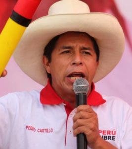 Pedro Castillo señala  empresarios son golpistas