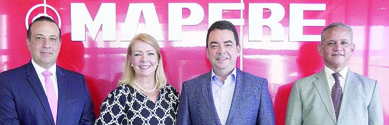 Mapfre presenta su nueva oficina en La Romana