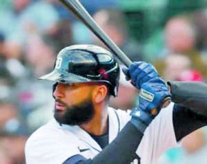 Nomar Mazara firma con San Diego acuerdo de  liga menor