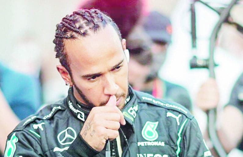 Lewis Hamilton continúa literalmente mudo tras perder corona