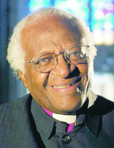 Sudáfrica despide a líder Desmond Tutu