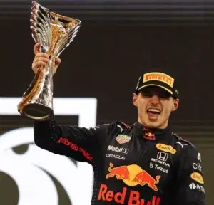 Max Verstappen destrona a Hamilton en la F1