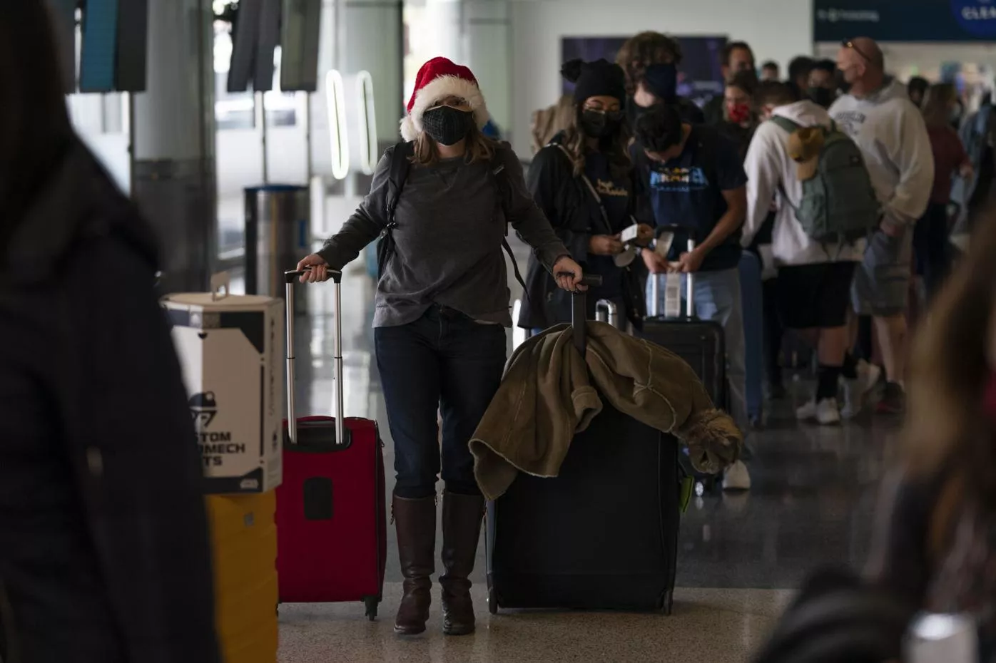 ¿A casa de la abuela o no? Ómicron trastoca planes navideños