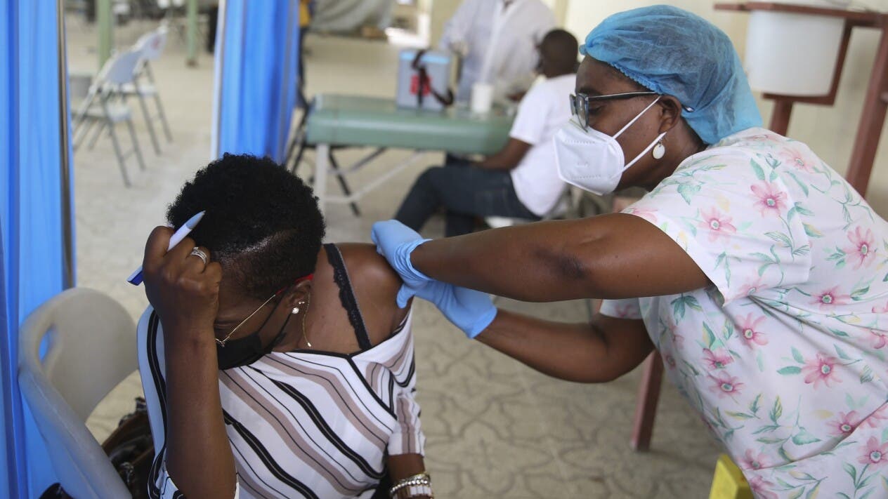 La baja vacunación en Haití constituye un caldo de cultivo a nuevas variantes de Covid-19