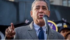 Adriano Espaillat agradece a Abinader por acoger medida favorece dominicanos en el exterior