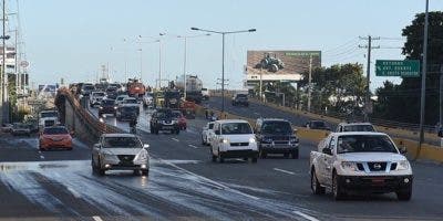 Obras Públicas soluciona socavón del KM 12 Autopista Duarte