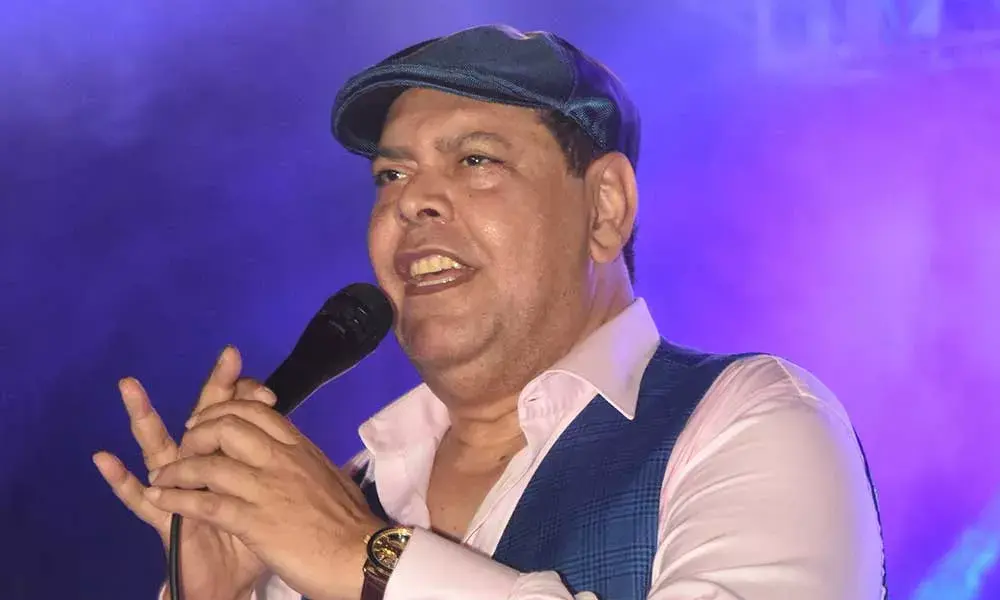 Fernando Villalona se suma a los artistas dominicanos positivos al Covid-19