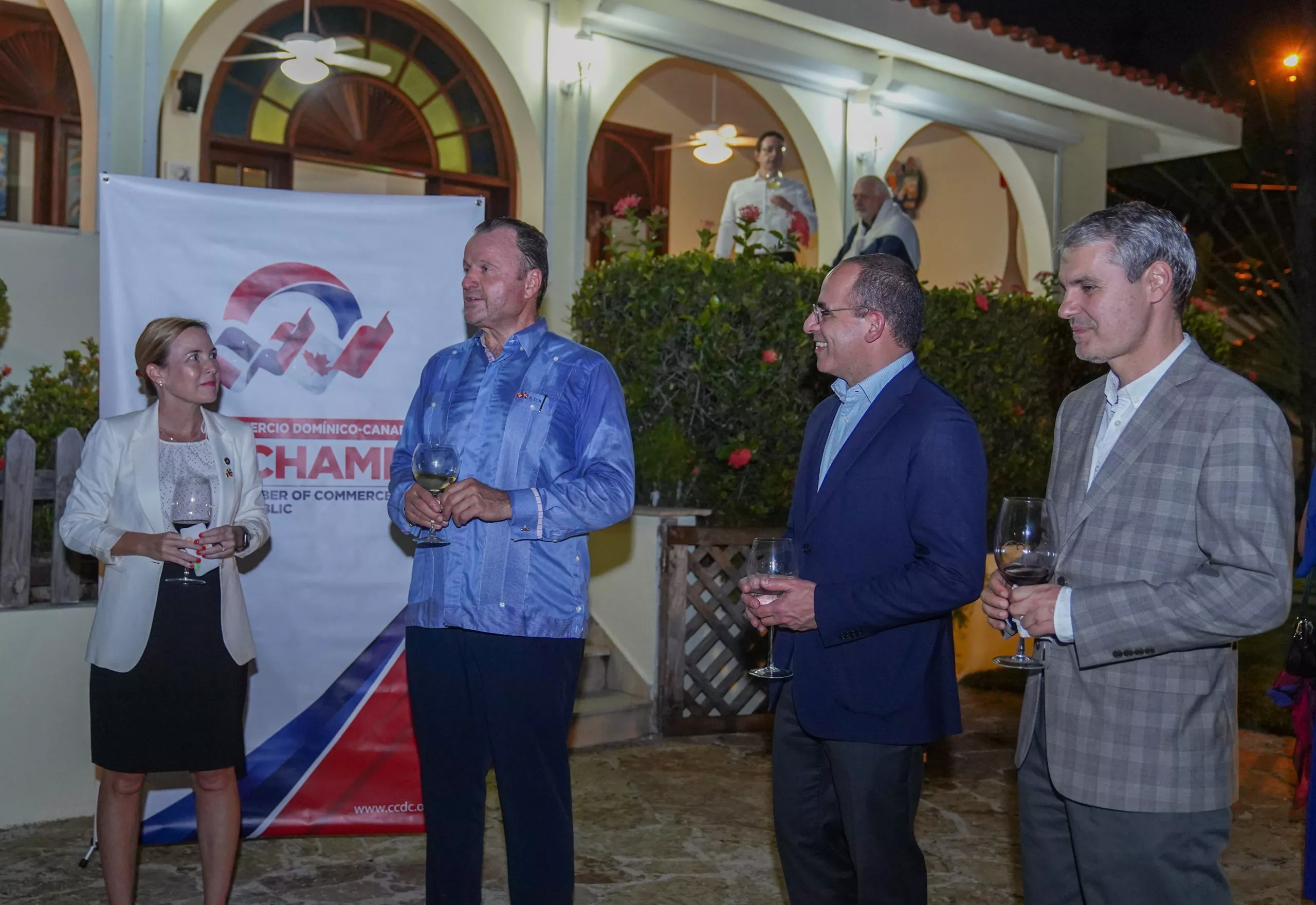 Foto 1, Christine Laberge, Gustavo de Hostos, Marcos Camhis y Loannis Moutafis.