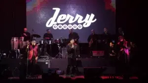 Tony Dize y Jerry Rivera recorrieron sus principales éxitos en concierto