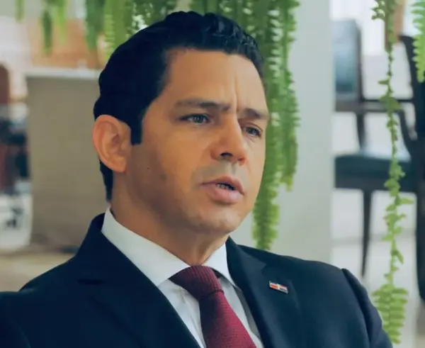 Luis González