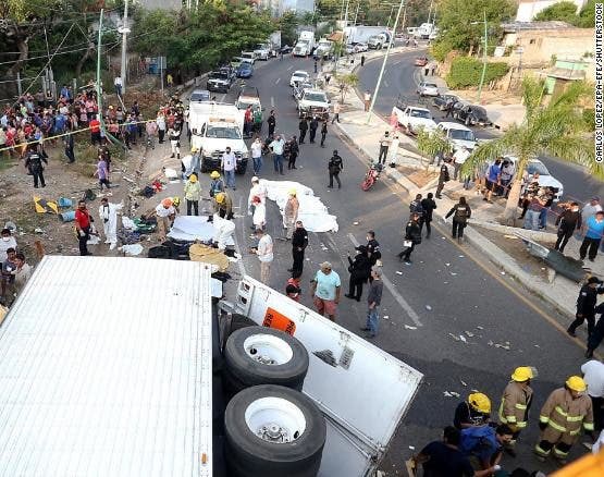 Tres dominicanos viajaban en tráiler que se accidentó en México dejando al menos 54 muertos
