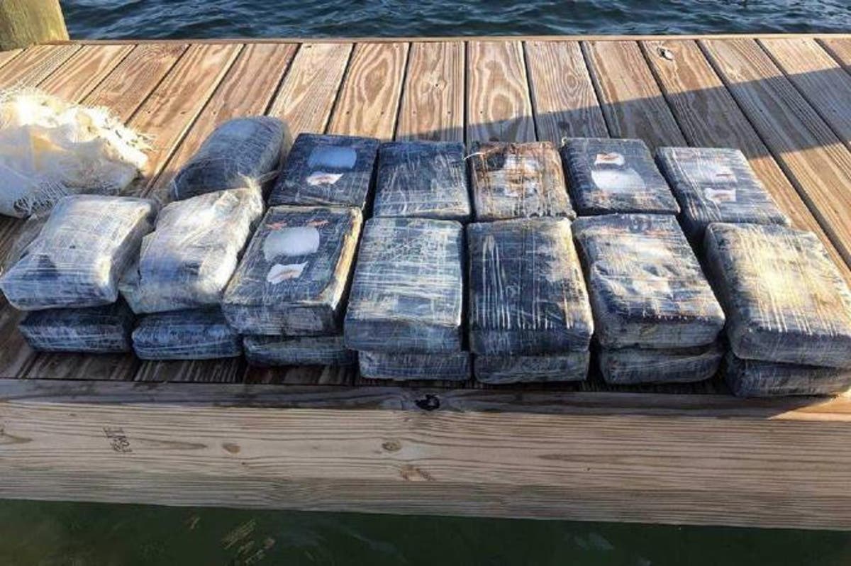 Encuentran bolsa con 31 kilos de cocaína flotando en los Cayos de Florida