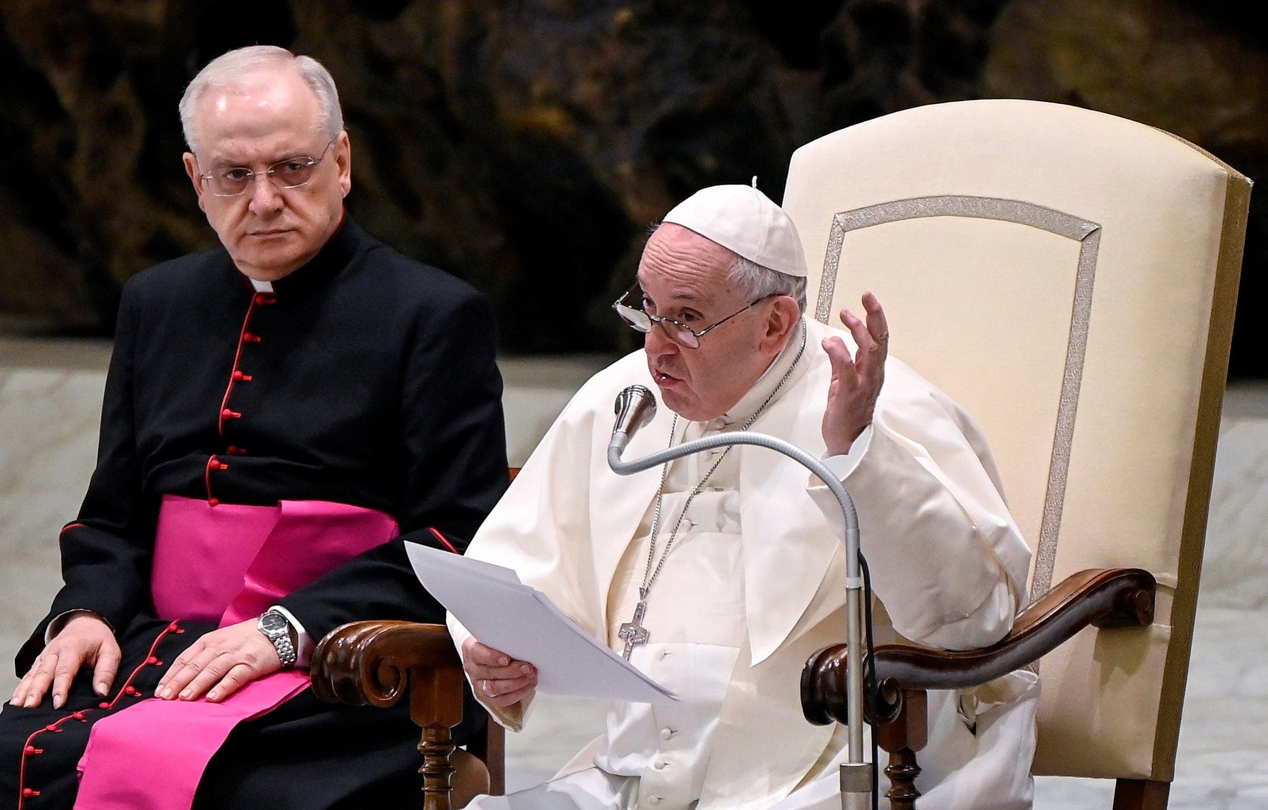 El papa Francisco insta a aligerar los trámites para la adopción