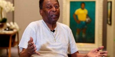 Pelé tuvo covid-19 antes de ser hospitalizado, según revela su hija