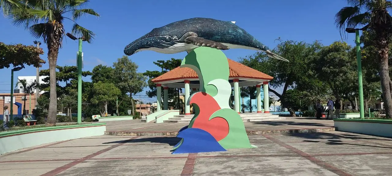Ayuntamiento entrega más de 20 parques remozados en Santo Domingo Este