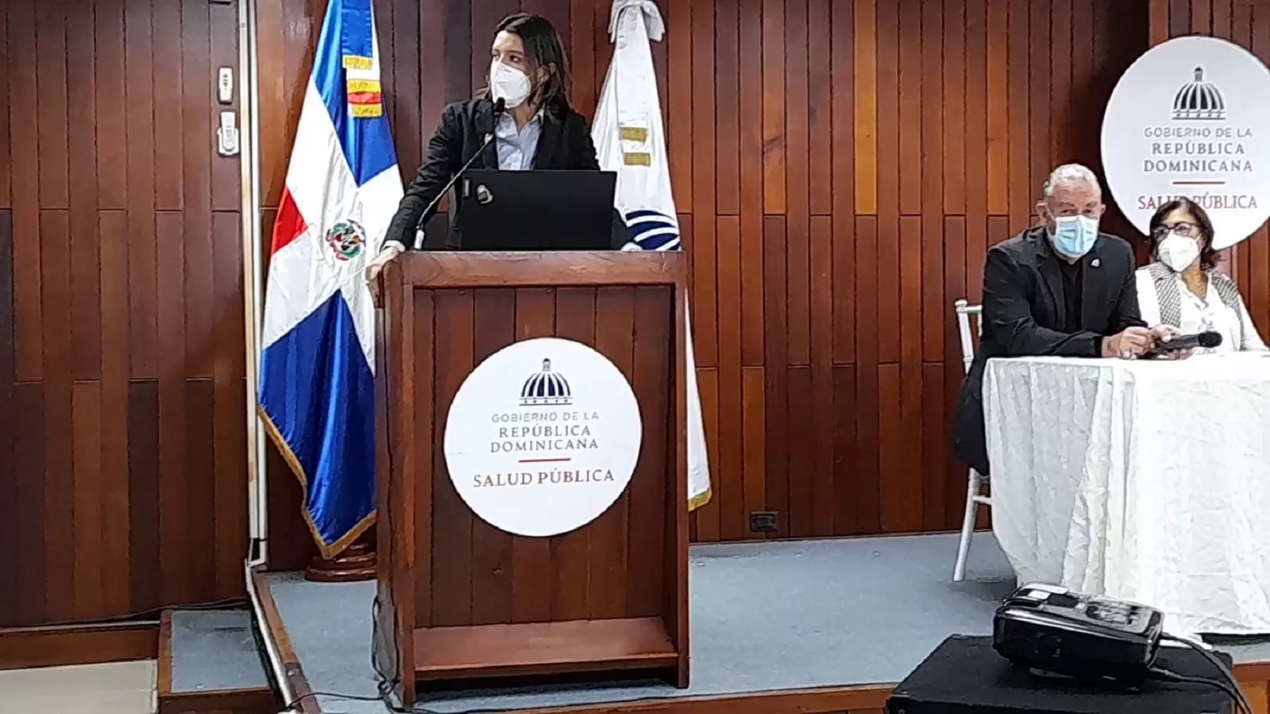 Chile anuncia restricciones a 1,6 millones de personas sin refuerzo anticovid