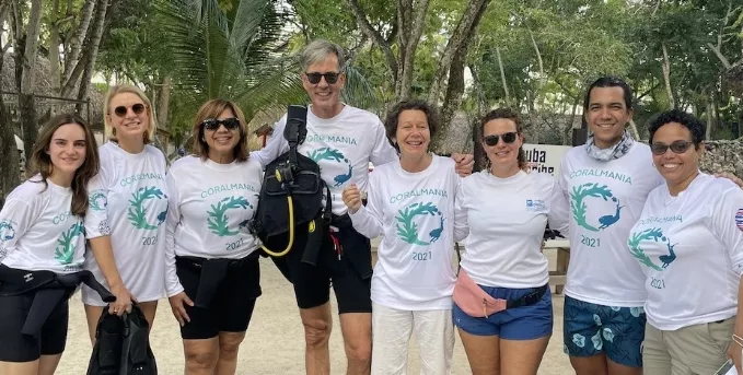 Representantes de las diversas entidades.