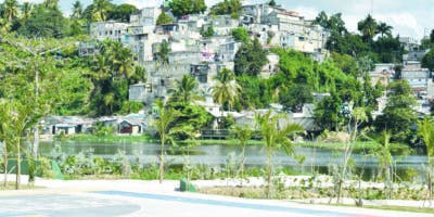 Paseo del Río, un mirador de la  pobreza que bordea el Ozama