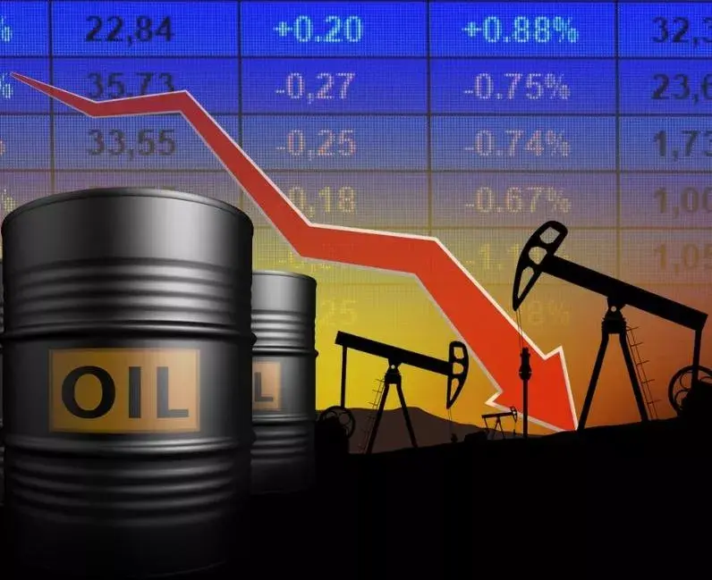 Petróleo Brent se cotiza 83.31, pero a la baja